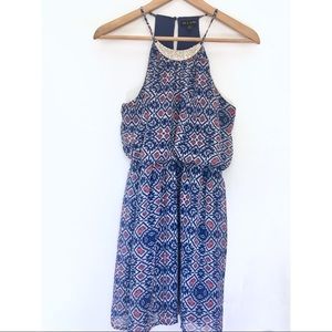 ✨EXCELLENT condition✨Geometric dress collar detail